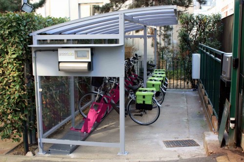 Stations de deux-roues électriques en libre-service